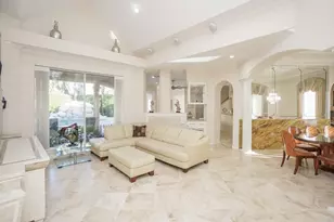 10 Lake Mist Ct, Sugar Land, TX 77479 - Photo 9