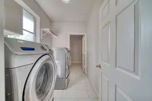 9606 Oakland Lake Way, Missouri City, TX 77459 - Photo 23