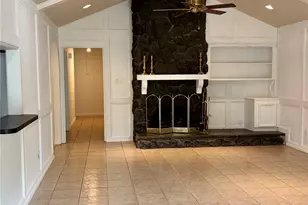 5927 Theall Rd, Houston, TX 77066 - Photo 5