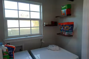 1027 Wallace St, Columbus, TX 78934 - Photo 31