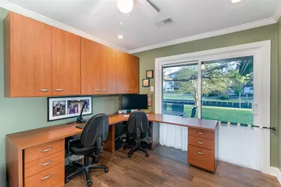 135 Woodhaven Lane, Taylor Lake Village, TX 77586 - Photo 21