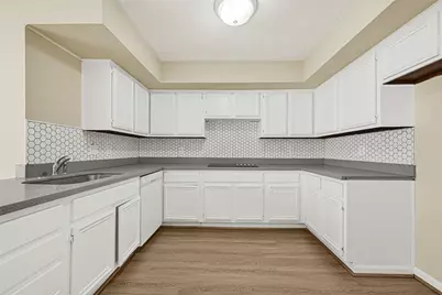3006 Hazy Park Drive, Houston, TX 77082 - Photo 11