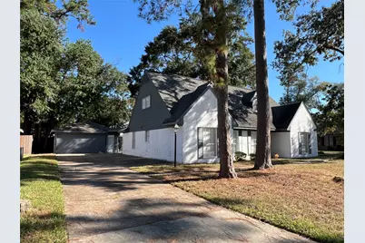 602 Rosewood Drive, Shenandoah, TX 77381 - Photo 3