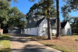 602 Rosewood Dr, Shenandoah, TX 77381 - Photo 3