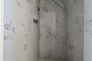 602 Rosewood Dr, Shenandoah, TX 77381 - Photo 35