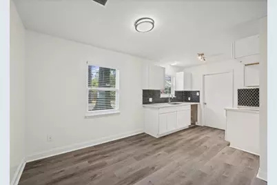 6410 Hartwick Road, Houston, TX 77016 - Photo 5