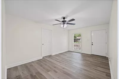 6410 Hartwick Road, Houston, TX 77016 - Photo 3