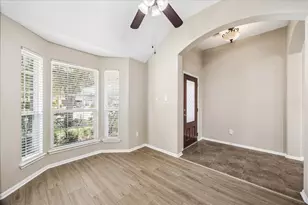 2404 Avalon Trace Ln, Pearland, TX 77581 - Photo 3