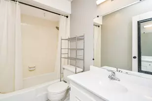 14567 Still Meadow Dr, Houston, TX 77079 - Photo 15