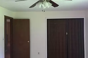 10451 County Rd 909, Alvin, TX 77511 - Photo 13