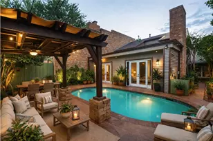 10843 Pepper Ln, Houston, TX 77079 - Photo 1
