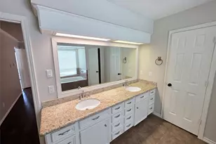 16806 Sandypine Cir, Spring, TX 77379 - Photo 11