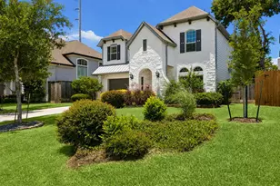 1360 Chippendale Rd, Houston, TX 77018 - Photo 3
