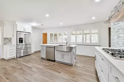 312 S 15th Street, La Porte, TX 77571 - Photo 13