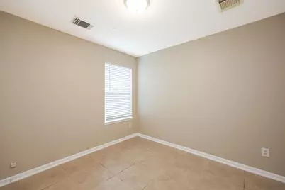 16526 Eaglewood Shadows Drive, Sugar Land, TX 77498 - Photo 15