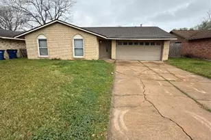2410 21st Ave N, Texas City, TX 77590 - Photo 11