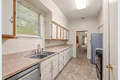 211 S Olive Street, Grapeland, TX 75844 - Photo 13