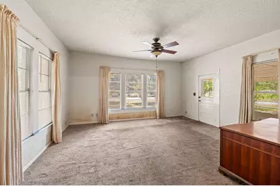 211 S Olive Street, Grapeland, TX 75844 - Photo 9