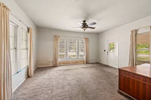211 S Olive St, Grapeland, TX 75844 - Photo 9