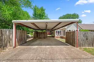 211 S Olive St, Grapeland, TX 75844 - Photo 29