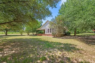 211 S Olive St, Grapeland, TX 75844 - Photo 31