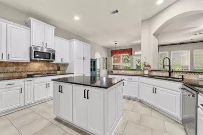 3 Blue Wildflower Pl, The Woodlands, TX 77354 - Photo 23