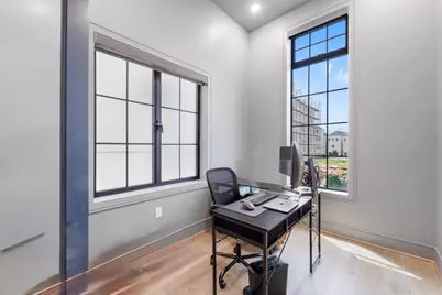 948 Blackshire Lane, Houston, TX 77055 - Photo 9