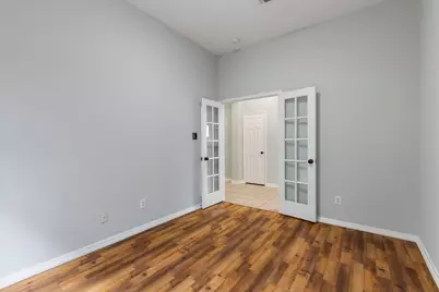 6 E Cottage Green Street, The Woodlands, TX 77382 - Photo 15