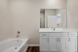 10403 Red Cardinal Dr, Cleveland, TX 77328 - Photo 13