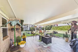 2819 Frostwood Cir, Dickinson, TX 77539 - Photo 47