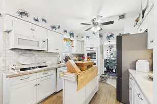 2819 Frostwood Cir, Dickinson, TX 77539 - Photo 23