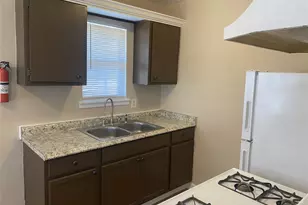 3024 Elgin Street St, Houston, TX 77004 - Photo 1