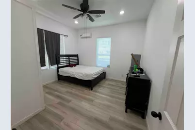 2400 Burkett Street, Houston, TX 77004 - Photo 13