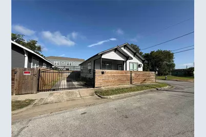 2400 Burkett Street, Houston, TX 77004 - Photo 1
