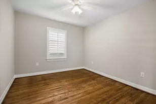 4843 Knickerbocker St, Houston, TX 77035 - Photo 17