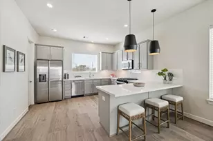 10610 Cascade Ledge Ln, Houston, TX 77025 - Photo 9