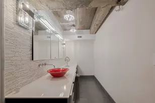 915 Franklin St, Houston, TX 77002 - Photo 37