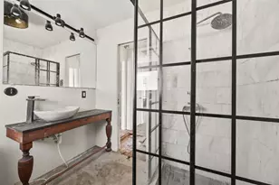 623 Spell St, Houston, TX 77022 - Photo 19