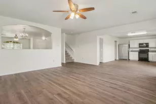 3803 Dogwood Tr, Baytown, TX 77521 - Photo 7