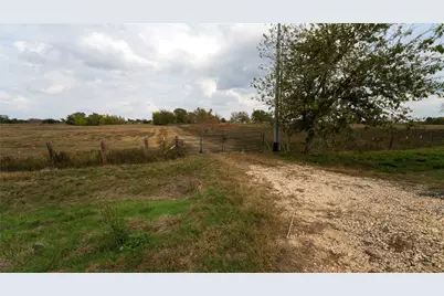 4646 Fm 2679 Road, Burton, TX 77835 - Photo 33