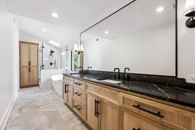 4719 Ivanhoe Street, Houston, TX 77027 - Photo 21