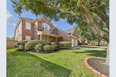 13206 Imperial Shore Drive, Pearland, TX 77584 - Photo 3