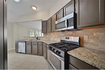 34 Dover Drive, Conroe, TX 77304 - Photo 13