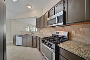 34 Dover Dr, Conroe, TX 77304 - Photo 13