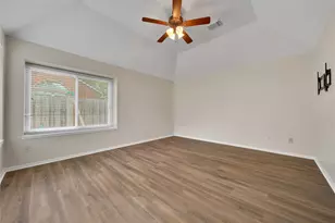 34 Dover Dr, Conroe, TX 77304 - Photo 15