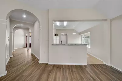 34 Dover Drive, Conroe, TX 77304 - Photo 11