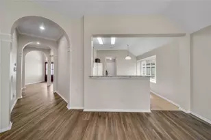 34 Dover Dr, Conroe, TX 77304 - Photo 11