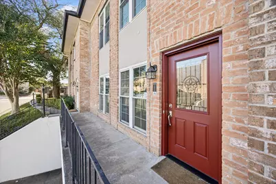 1802 Stoney Brook #102, Houston, TX 77063 - Photo 1