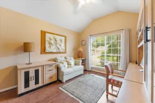 23 E Sienna Pl, The Woodlands, TX 77382 - Photo 9