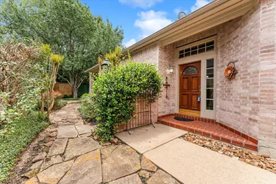 23 E Sienna Place, The Woodlands, TX 77382 - Photo 39